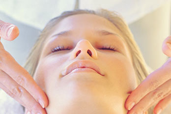 This effective mini facial treatment will leave your skin looking smooth, clear and rejuvenated.
