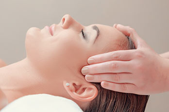 Deluxe Destress massage and facial treatment special