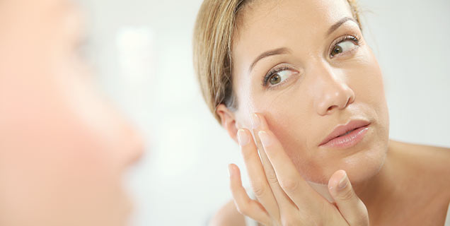 Facial Serum versus Facial Moisturiser which is better? A Perfect Blend. Sunshine Coast Qld