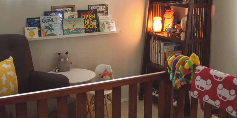 himalayan salt lamp in baby room